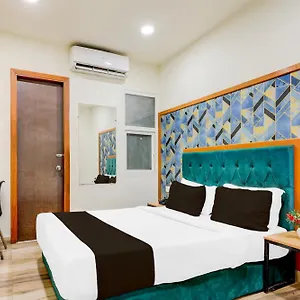 Super Townhouse Silver Saffron Delhi (National Capital Territory of India)