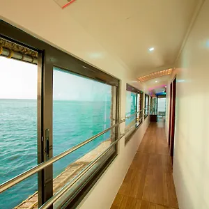 Hotel Tharangini Houseboats, Alappuzha